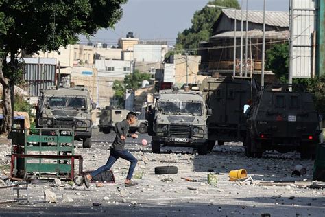 At least 3 Palestinians killed in Israeli military raid